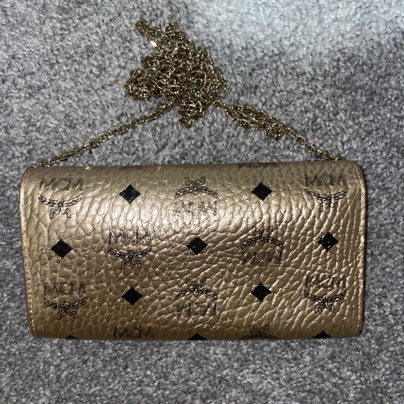 MCM Metallic Gold Clutch with Chain - Picture 5 of 8